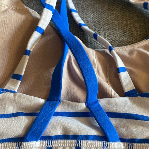 Lululemon sport bra - Picture 5 of 13